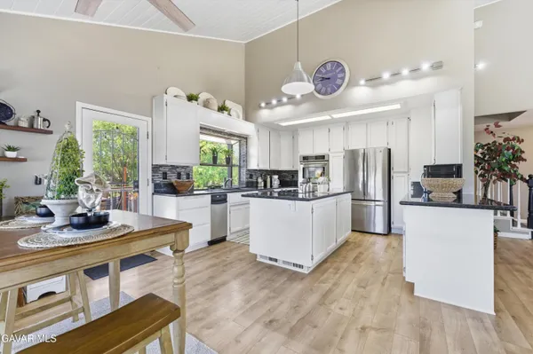 $615,000 | 21020 White Pine Drive, Tehachapi, CA 93561