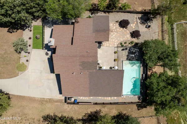 $615,000 | 21020 White Pine Drive, Tehachapi, CA 93561