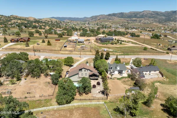 $615,000 | 21020 White Pine Drive, Tehachapi, CA 93561