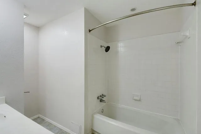 $1,995 | 2503 Star Grass Circle, Austin, TX 78745