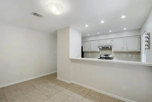 $1,995 | 2503 Star Grass Circle, Austin, TX 78745