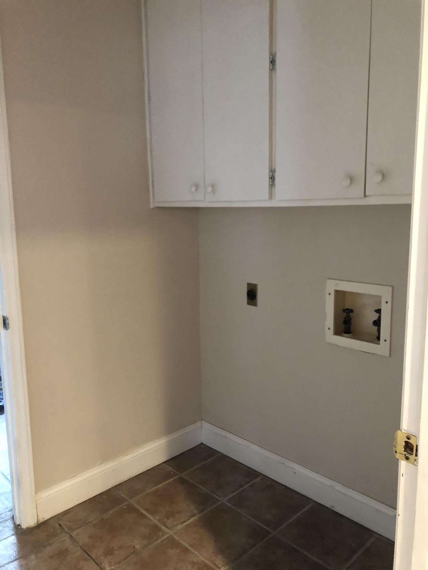 905 Robinwood Road Aberdeen, NC 28315 - Photo 28 of 42 utility room in the apartment. Convenient upper cabinets