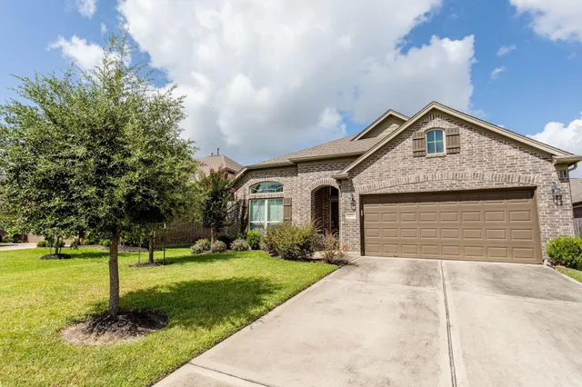 $2,500 | 4423 Hidden Oaks Way, Houston, TX 77084
