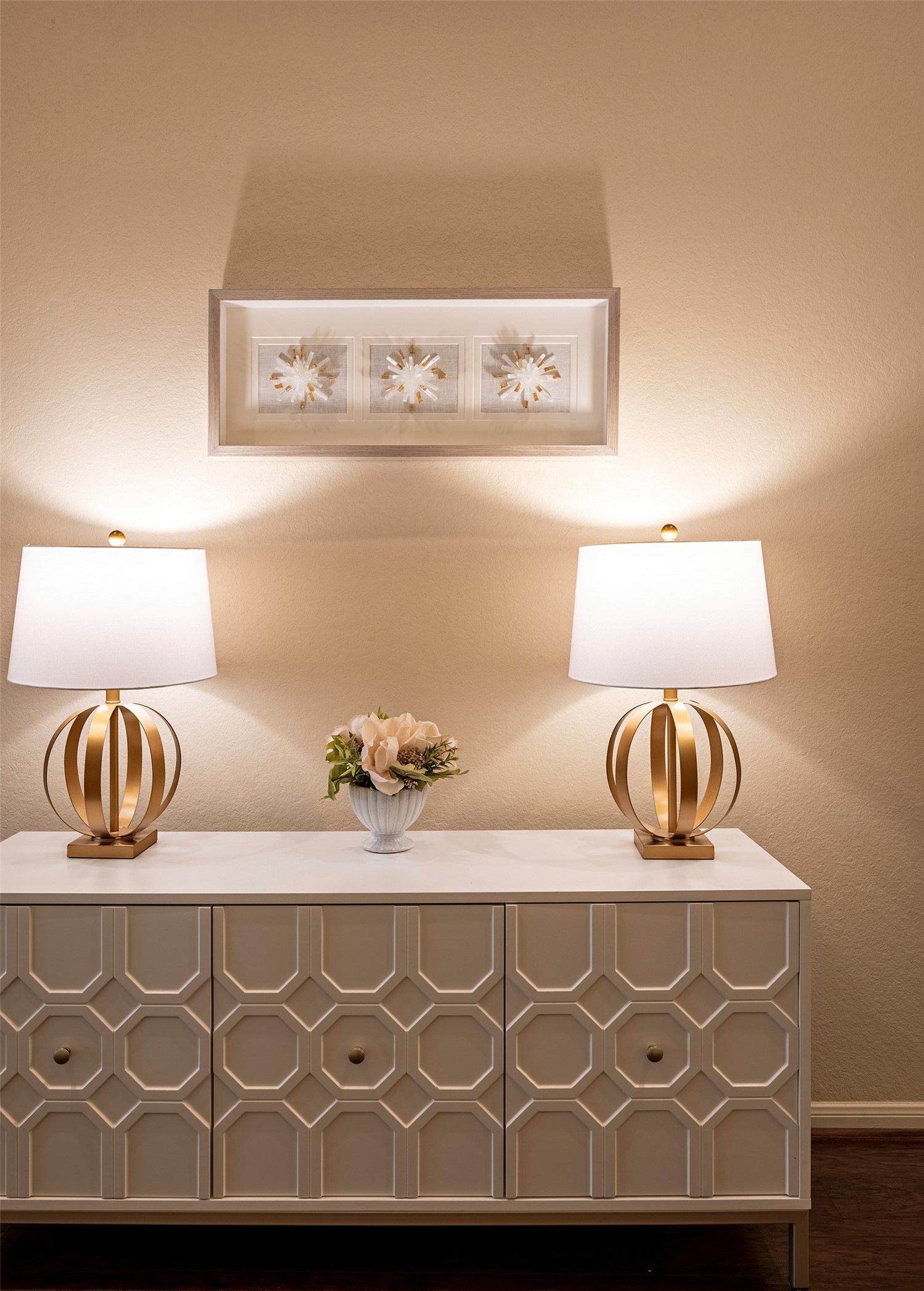 4423 Hidden Oaks Way Houston, TX 77084 - Photo 6 of 29 a wooden floor with a table and a lamp