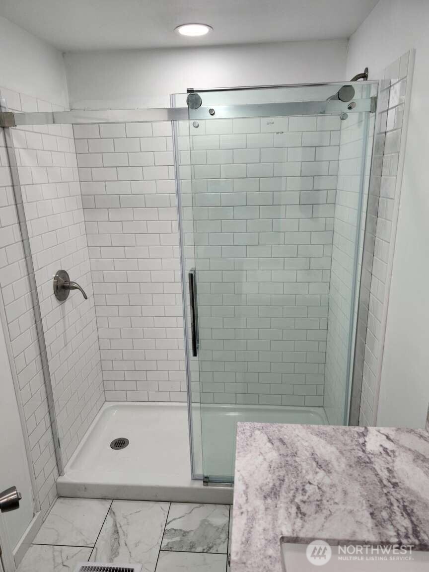 33040 Northeast 66th Street Carnation, WA 98014 - Photo 13 of 25