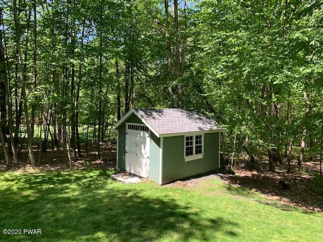 133 Squirrel Road Dingmans Ferry, PA 18328 - Photo 23 of 26