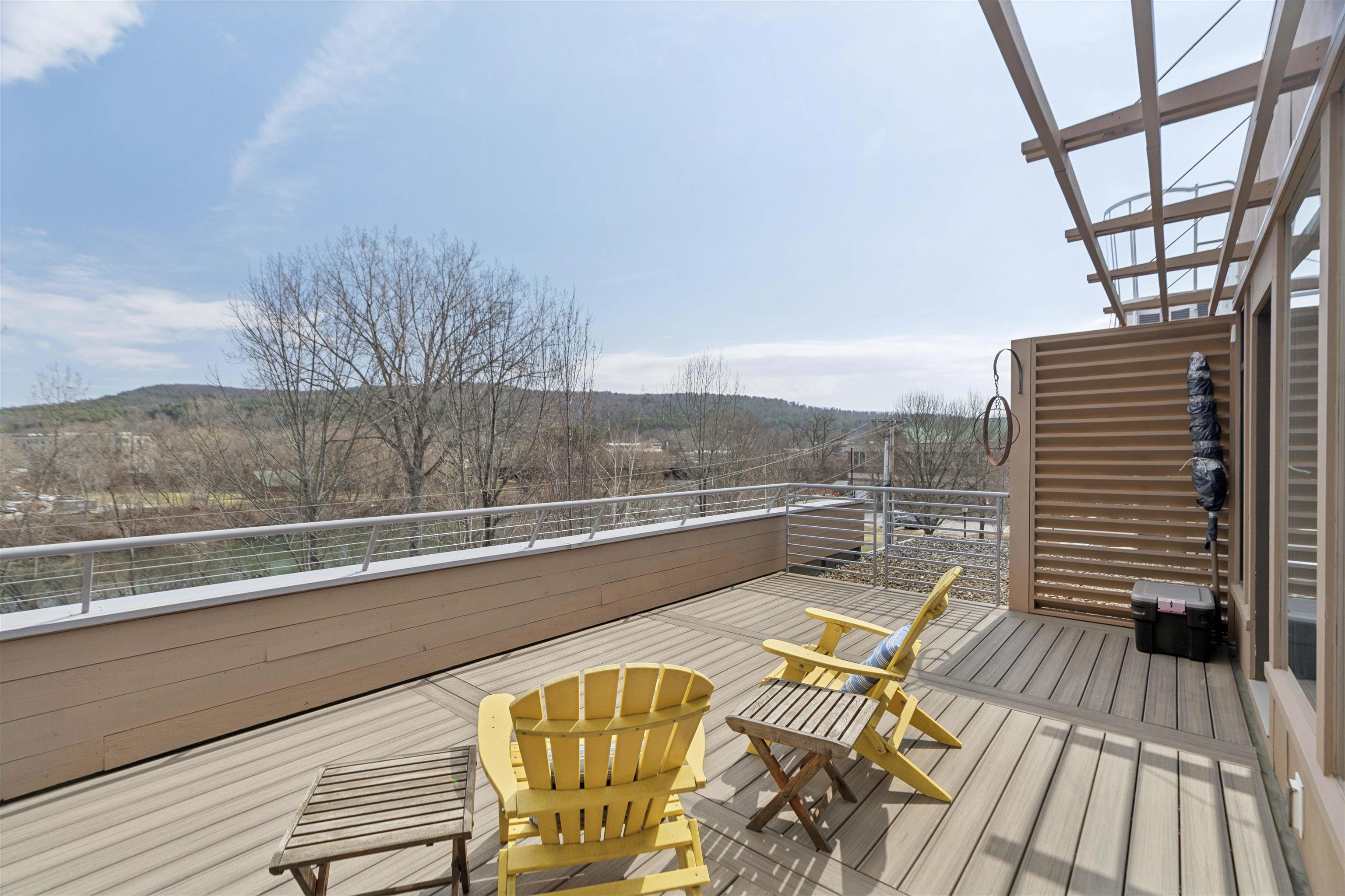 15 Railroad Row, Unit 2C1 Hartford, VT 05001 - Photo 5 of 37