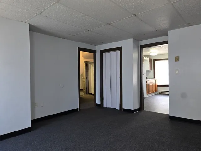 $2,395 | 2 Union Street, Unit 5, Taunton, MA 02780