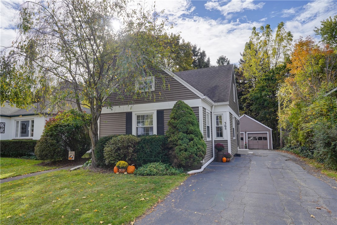 365 Colebourne Road Rochester, NY 14609 - Photo 1 of 1 Welcome to 365 Colebourne!