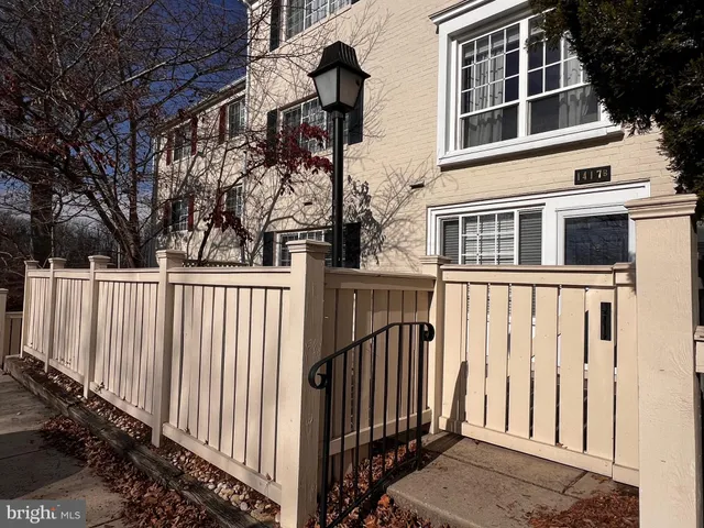 $2,000 | 1417 North Van Dorn Street, Alexandria, VA 22304
