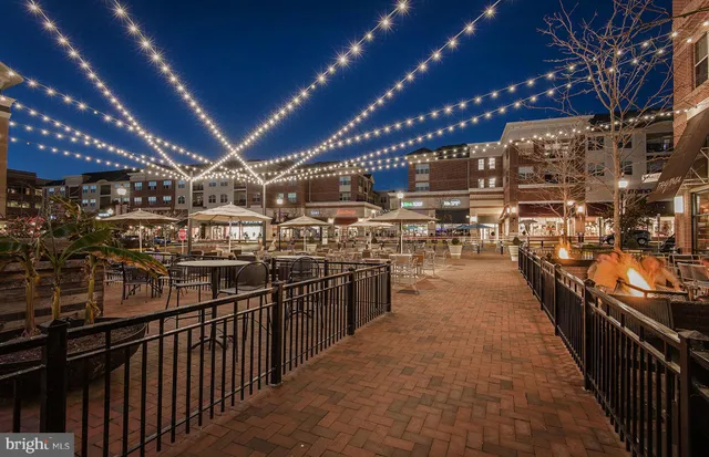 $891,665 | 42835 Exeter Spg Terrace, Leesburg, VA 20176