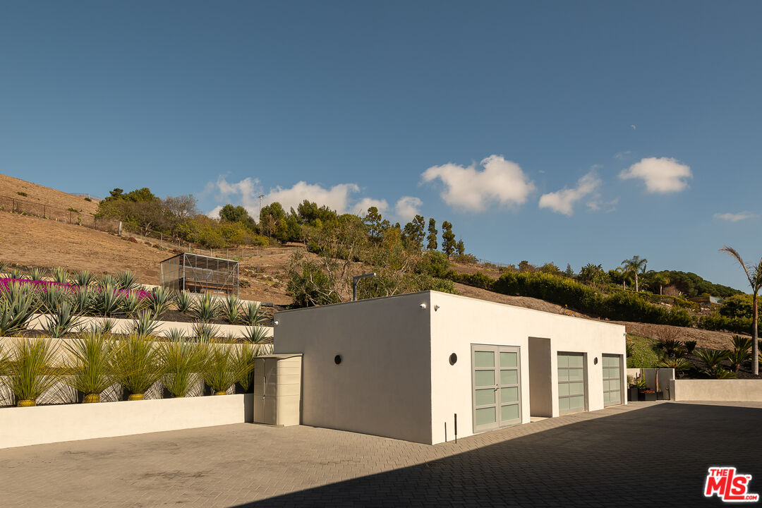 31201 Bailard Road Malibu, CA 90265 - Photo 47 of 56