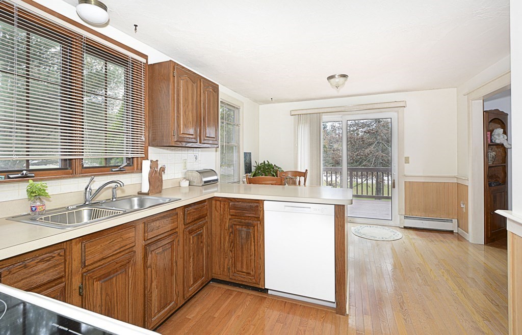 28 Harvest Road, Unit B Uxbridge, MA 01569 - Photo 14 of 31 Gallery Image 14