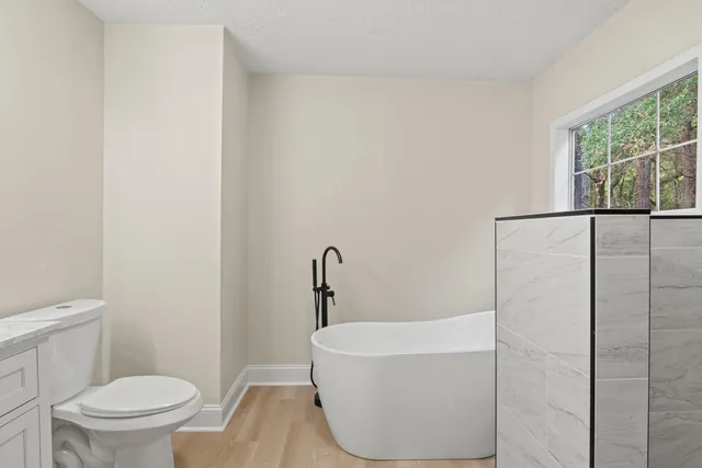 $180,000 | 4302 Bark Drive West, Tallahassee, FL 32305