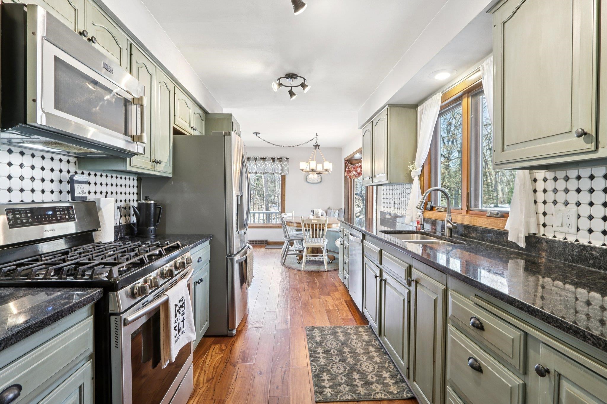 S9044 Timbercrest Trail Prairie du Sac, WI 53578 - Photo 15 of 80