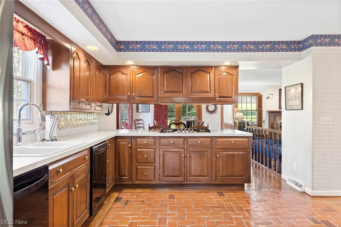 31035 Cannon Road Solon, OH 44139 - Photo 14 of 28 Gallery Image 14