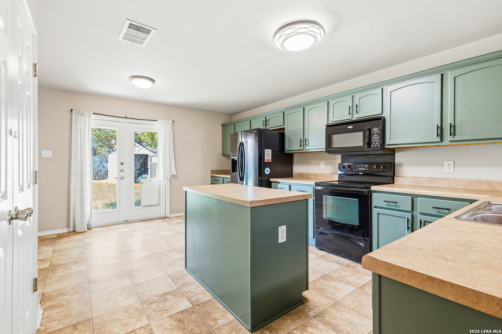514 Erica Converse, TX 78109 - Photo 10 of 33