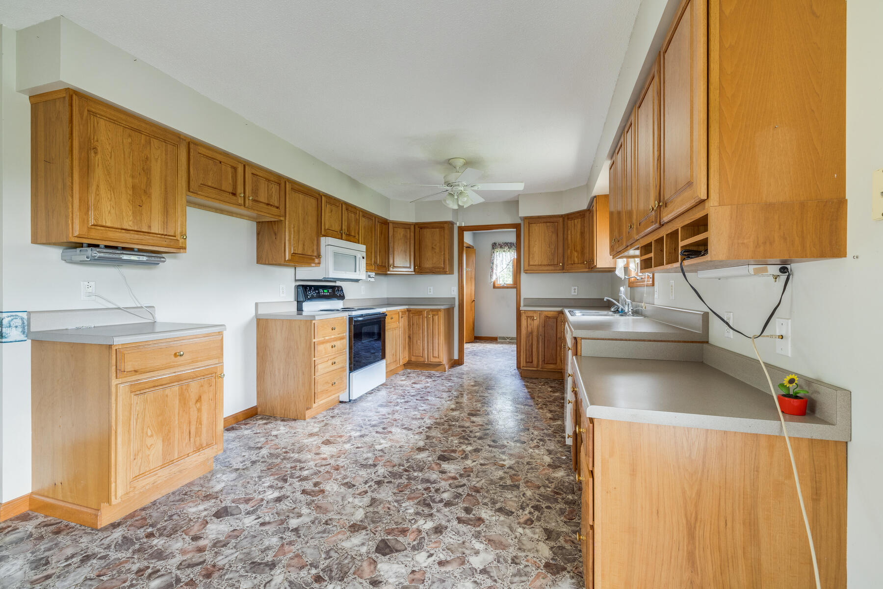 630 Opie Arnold Road Limestone, TN 37681 - Photo 11 of 35 011