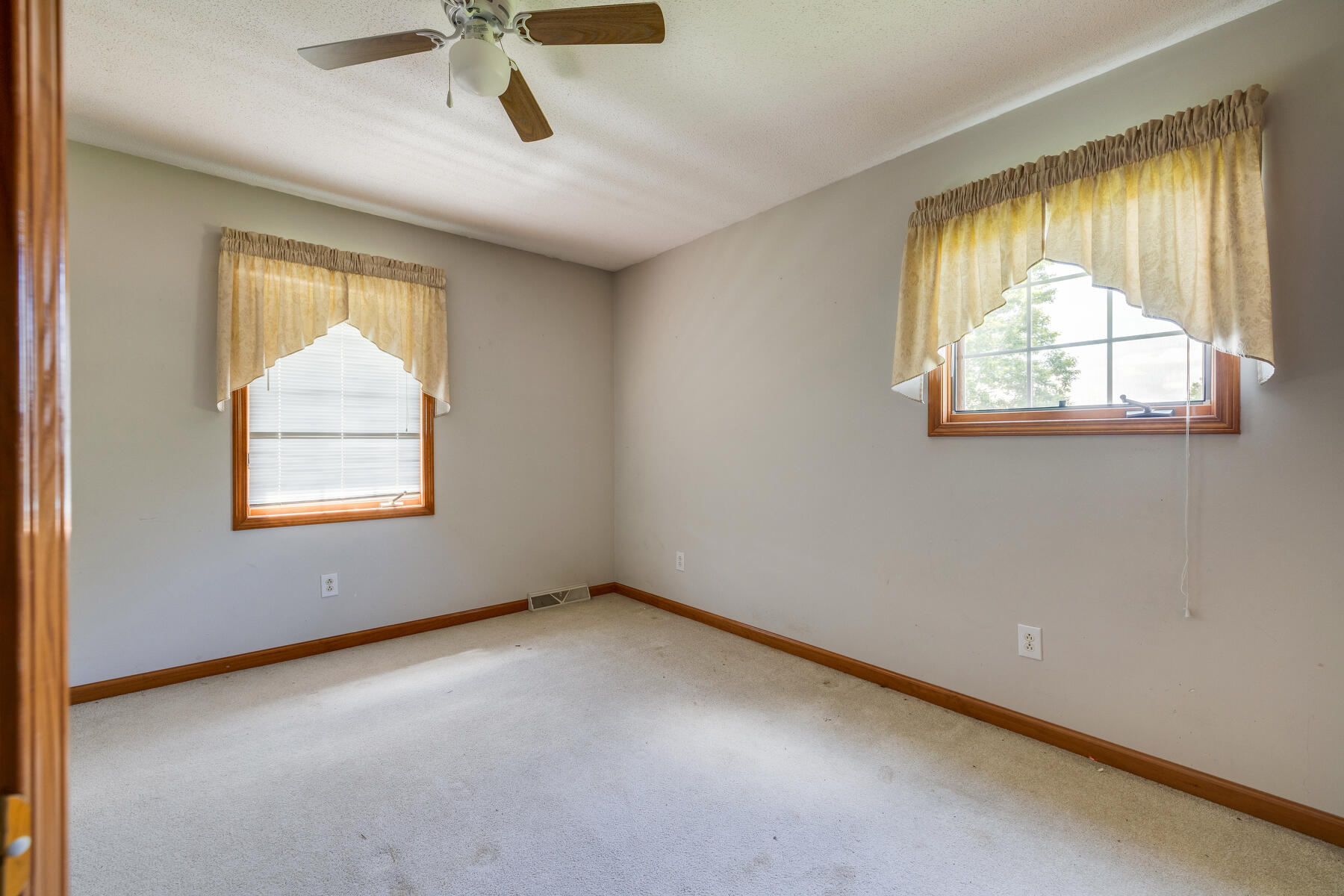 630 Opie Arnold Road Limestone, TN 37681 - Photo 20 of 35 020