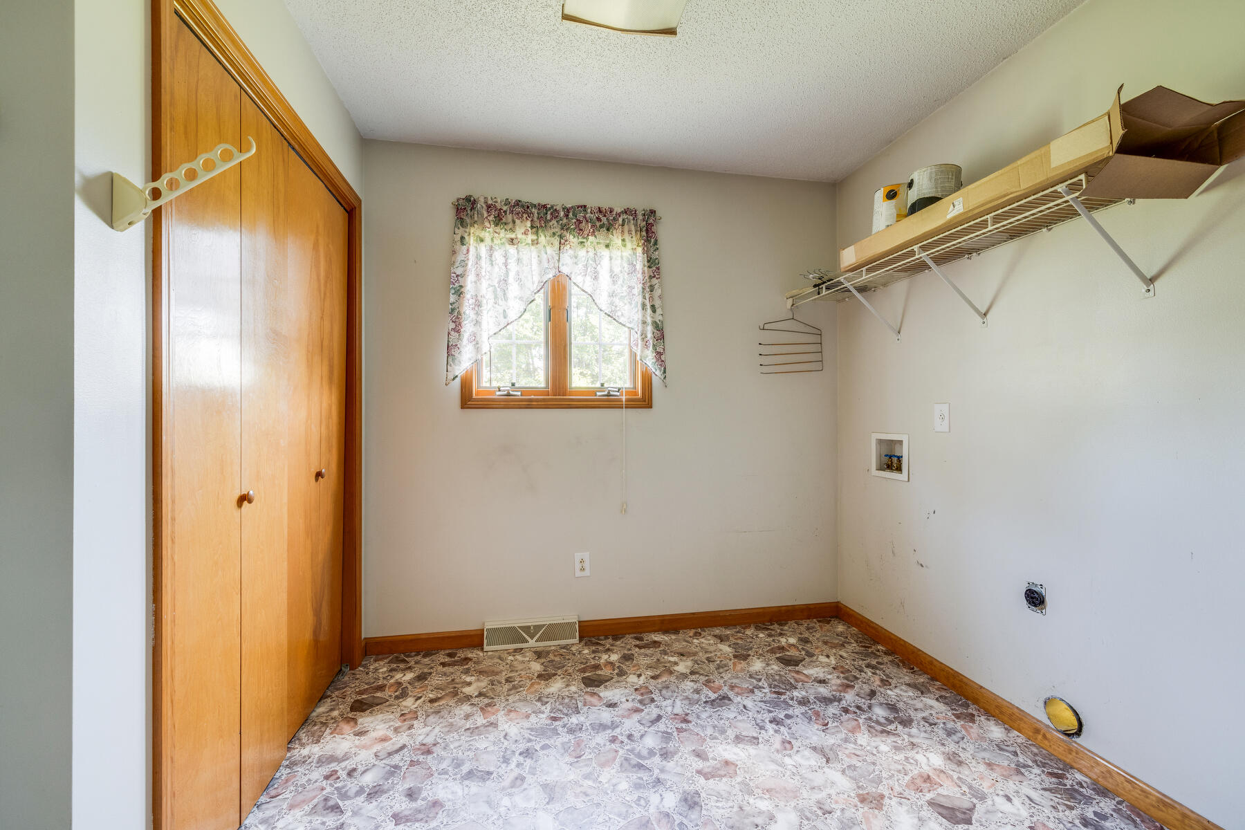 630 Opie Arnold Road Limestone, TN 37681 - Photo 26 of 35 026