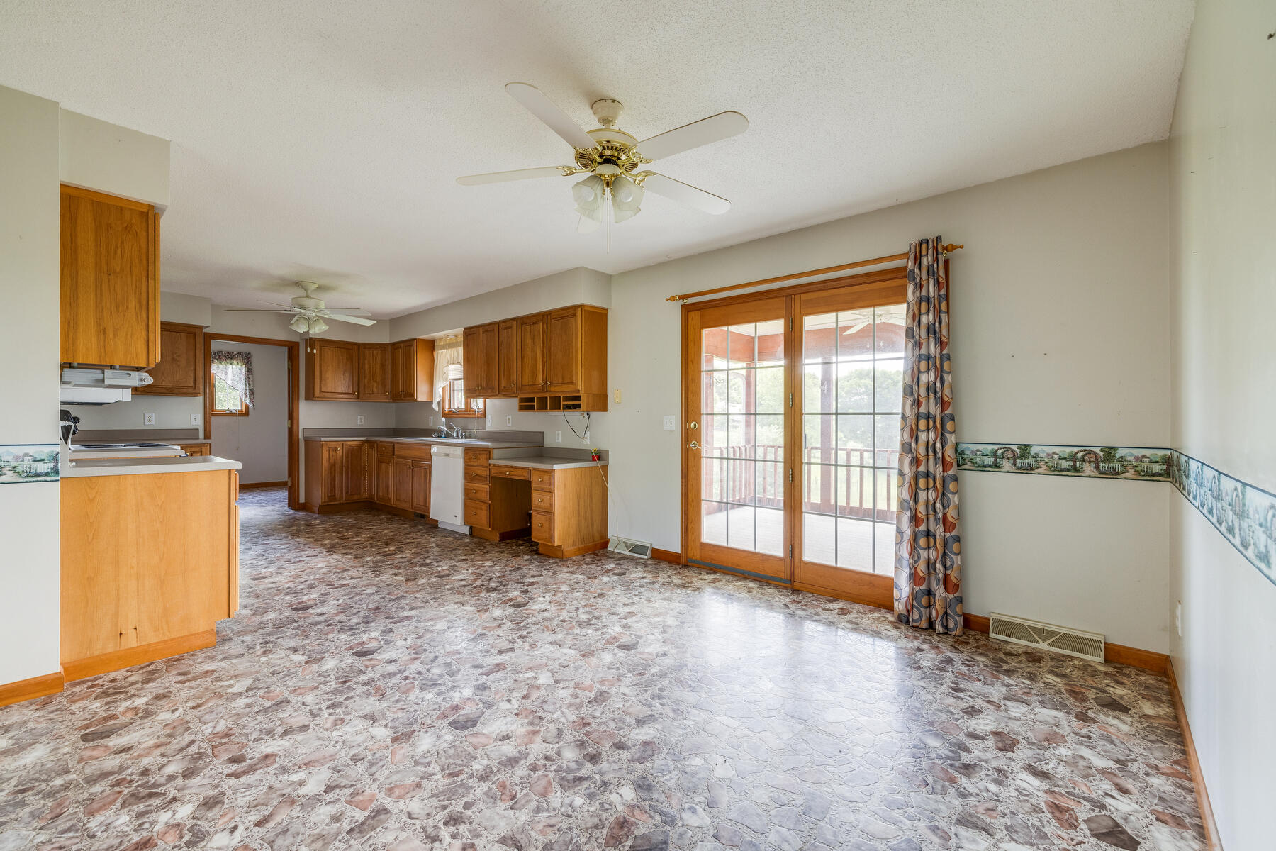 630 Opie Arnold Road Limestone, TN 37681 - Photo 10 of 35 010