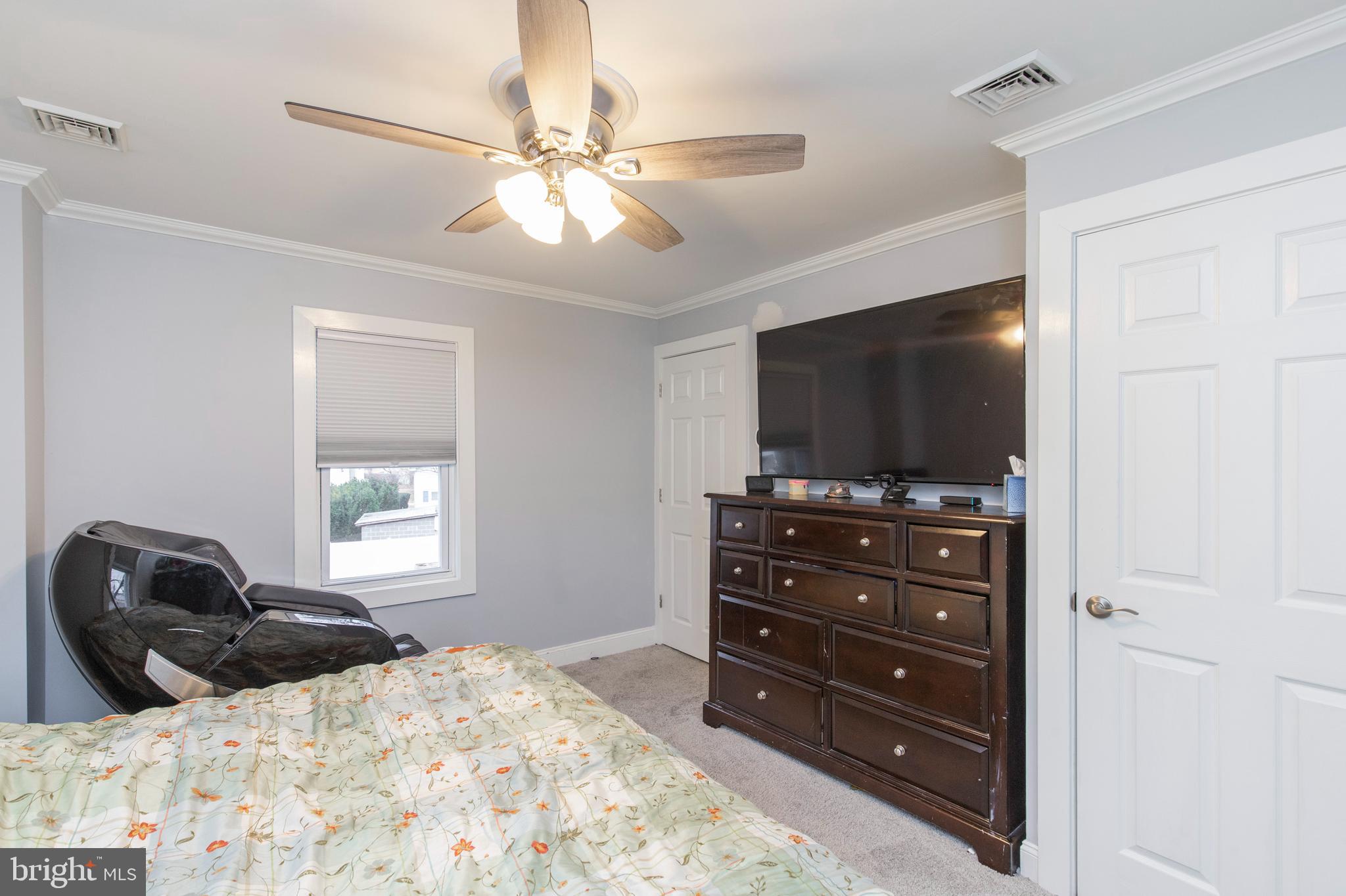 801 Union Landing Road Cinnaminson, NJ 08077 - Photo 14 of 29 Primary bedroom