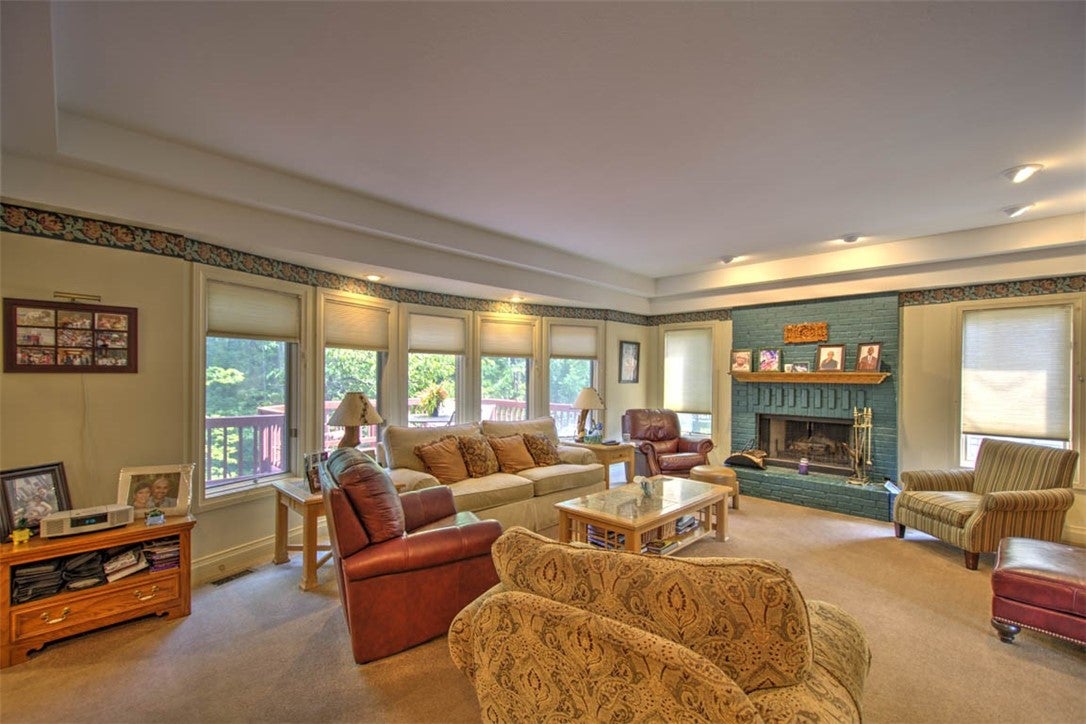 410 Country Club Court Decatur, IL 62521 - Photo 7 of 39 Gallery Image 7
