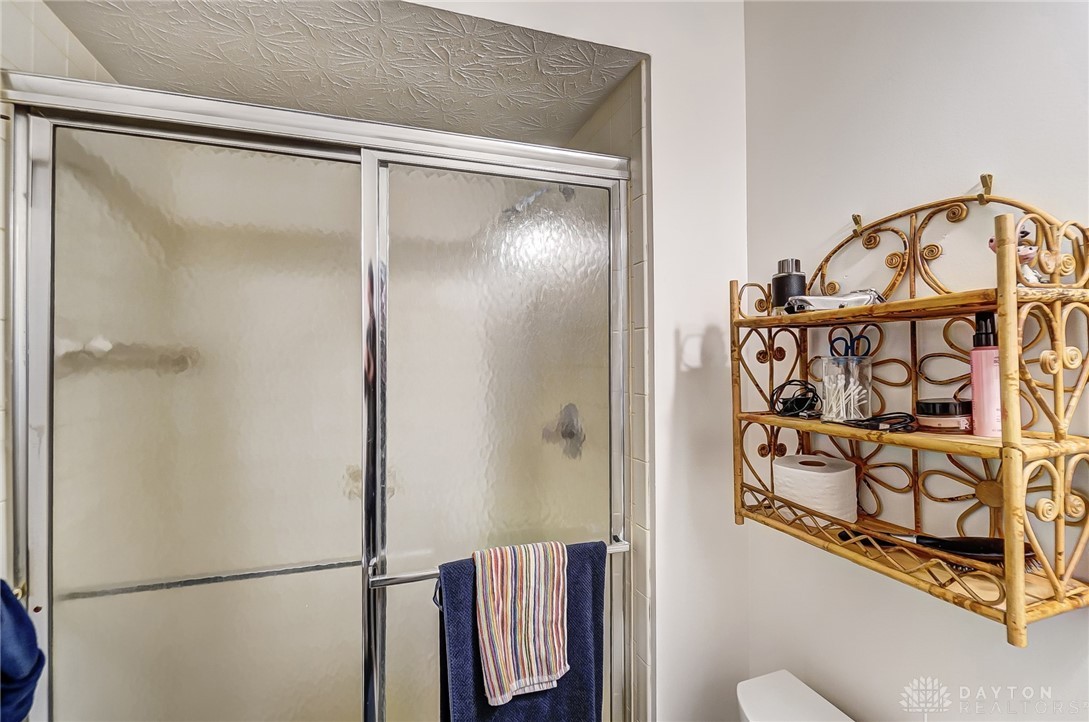 128 A Springfield Pike Cincinnati, OH 45215 - Photo 23 of 40