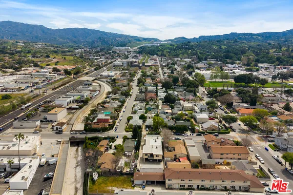 $1,780,000 | 22607 14th Street, Newhall, CA 91321