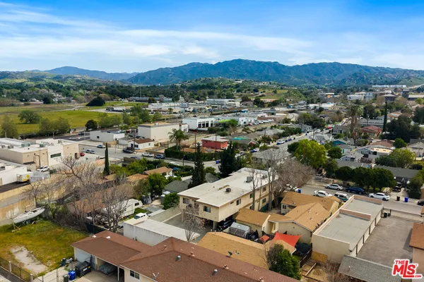 $1,780,000 | 22607 14th Street, Newhall, CA 91321