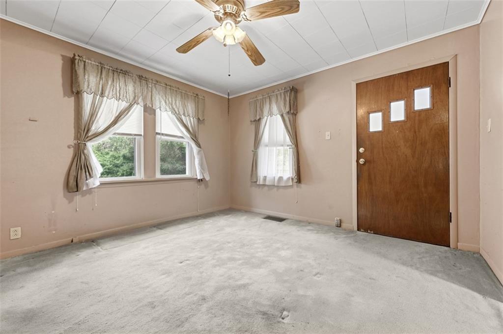 898 Geyer Road Pittsburgh, PA 15209 - Photo 10 of 36 Gallery Image 10