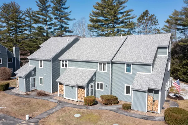 $255,000 | 4 Vista Drive, Unit 103, Ashland, NH 03217