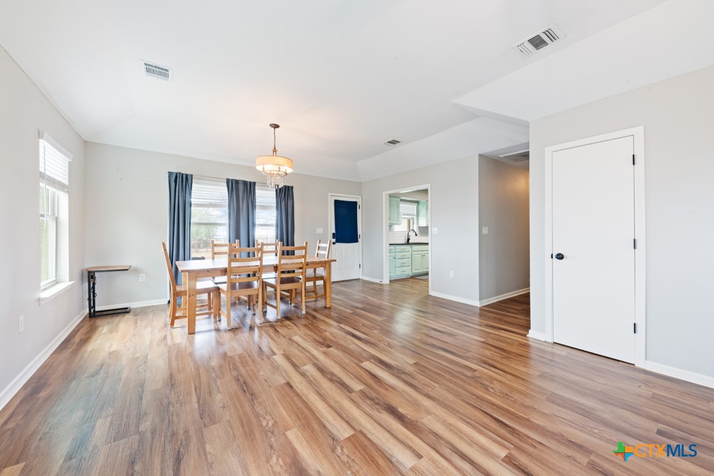 1414 Branch Road Seguin, TX 78155 - Photo 8 of 28