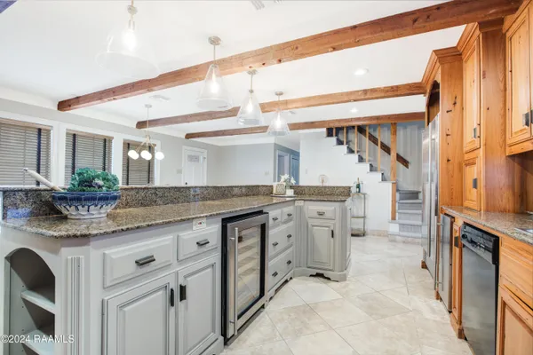 $1,900,000 | 120 Kimball Drive, Lafayette, LA 70508