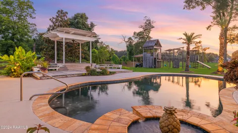 $1,900,000 | 120 Kimball Drive, Lafayette, LA 70508
