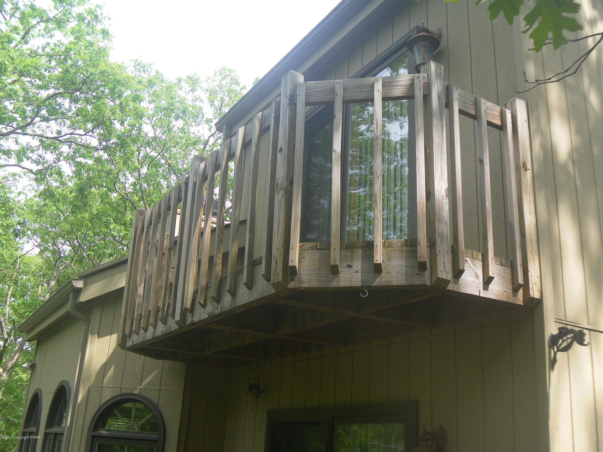 314 Canterbury Road Bushkill, PA 18324 - Photo 52 of 68 14-LoftBalcony