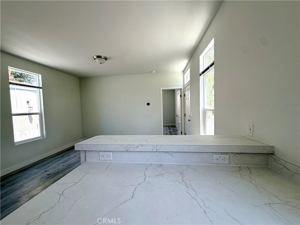 5803 Mission Boulevard, Unit 14 Riverside, CA 92509 - Photo 17 of 27