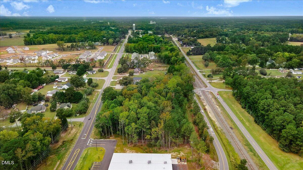 195 Main Street Smithfield, NC 27577 - Photo 3 of 14 a view of a city from a balcony