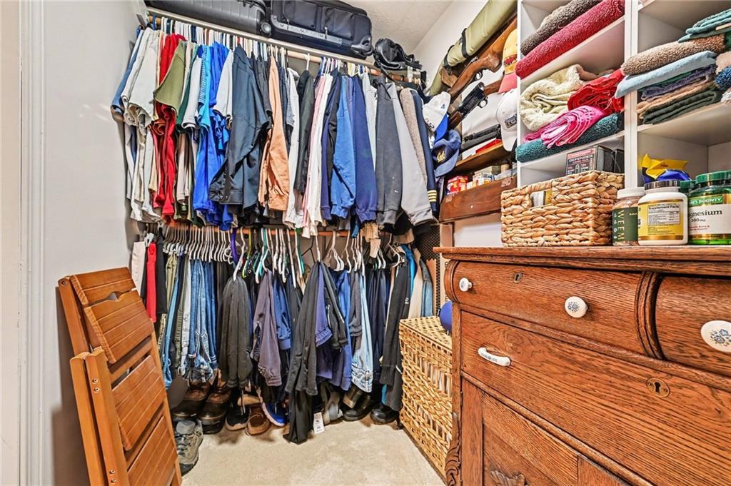 17251 Hollingsworth Road Basehor, KS 66007 - Photo 19 of 47