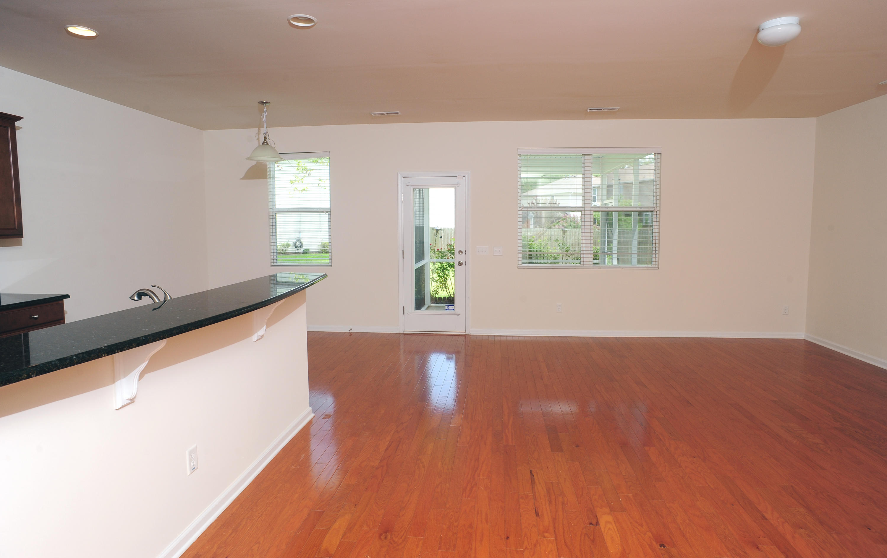 3196 Cold Harbor Way Charleston, SC 29414 - Photo 8 of 38 MOP_5465