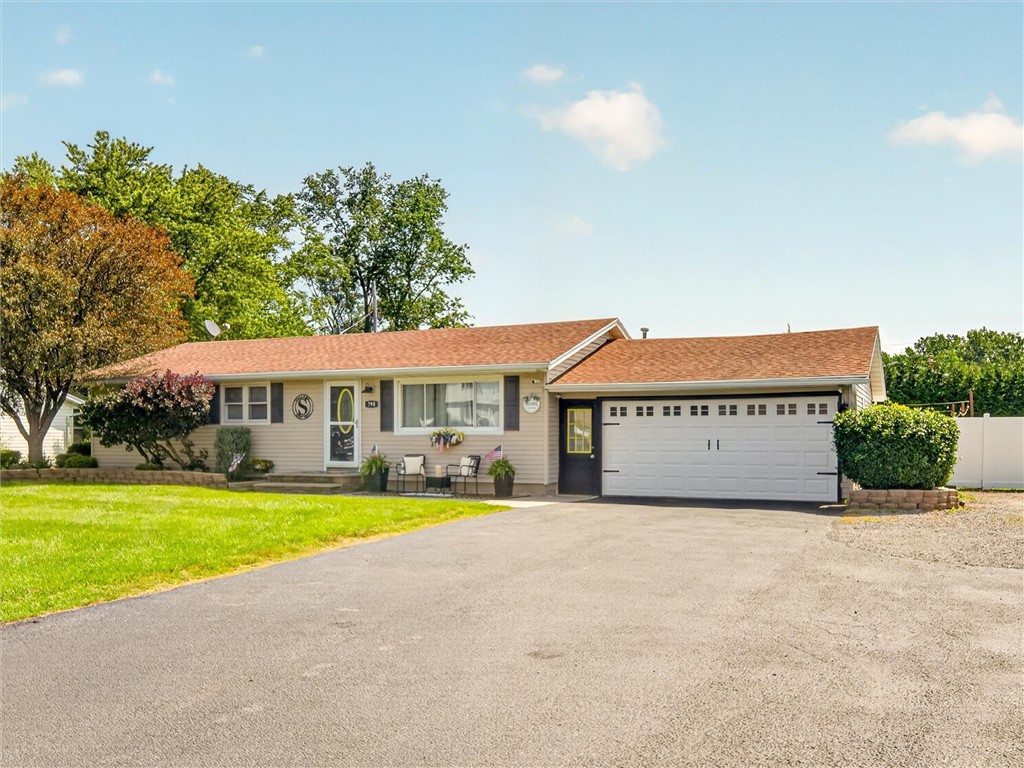 798 Flynn Road Greece, NY 14612 - Photo 1 of 48