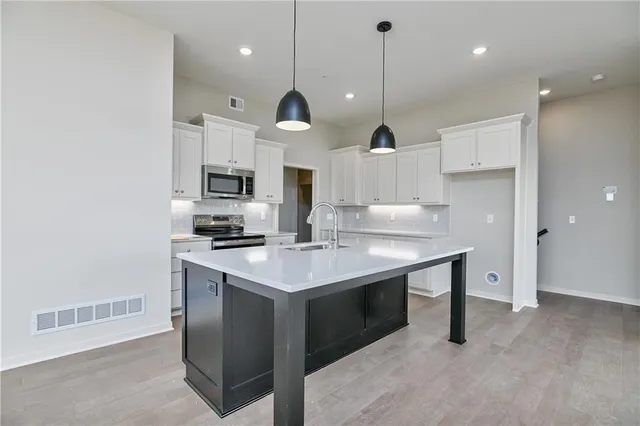 $492,950 | 2255 West Dartmouth Street, Olathe, KS 66061