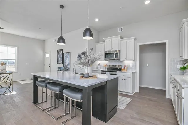 $492,950 | 2255 West Dartmouth Street, Olathe, KS 66061