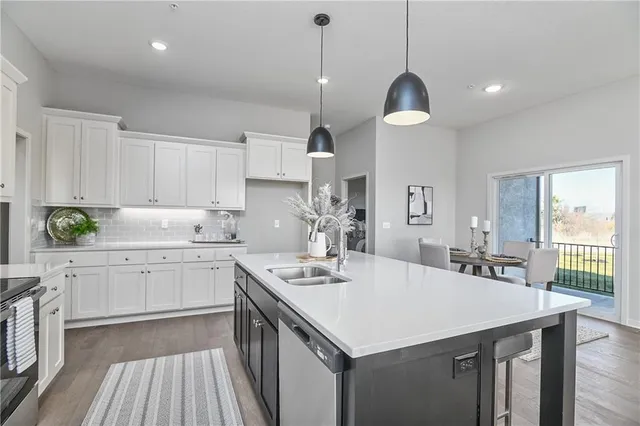 $492,950 | 2255 West Dartmouth Street, Olathe, KS 66061