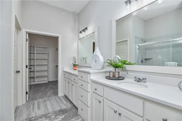 $492,950 | 2255 West Dartmouth Street, Olathe, KS 66061