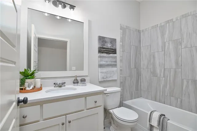 $492,950 | 2255 West Dartmouth Street, Olathe, KS 66061