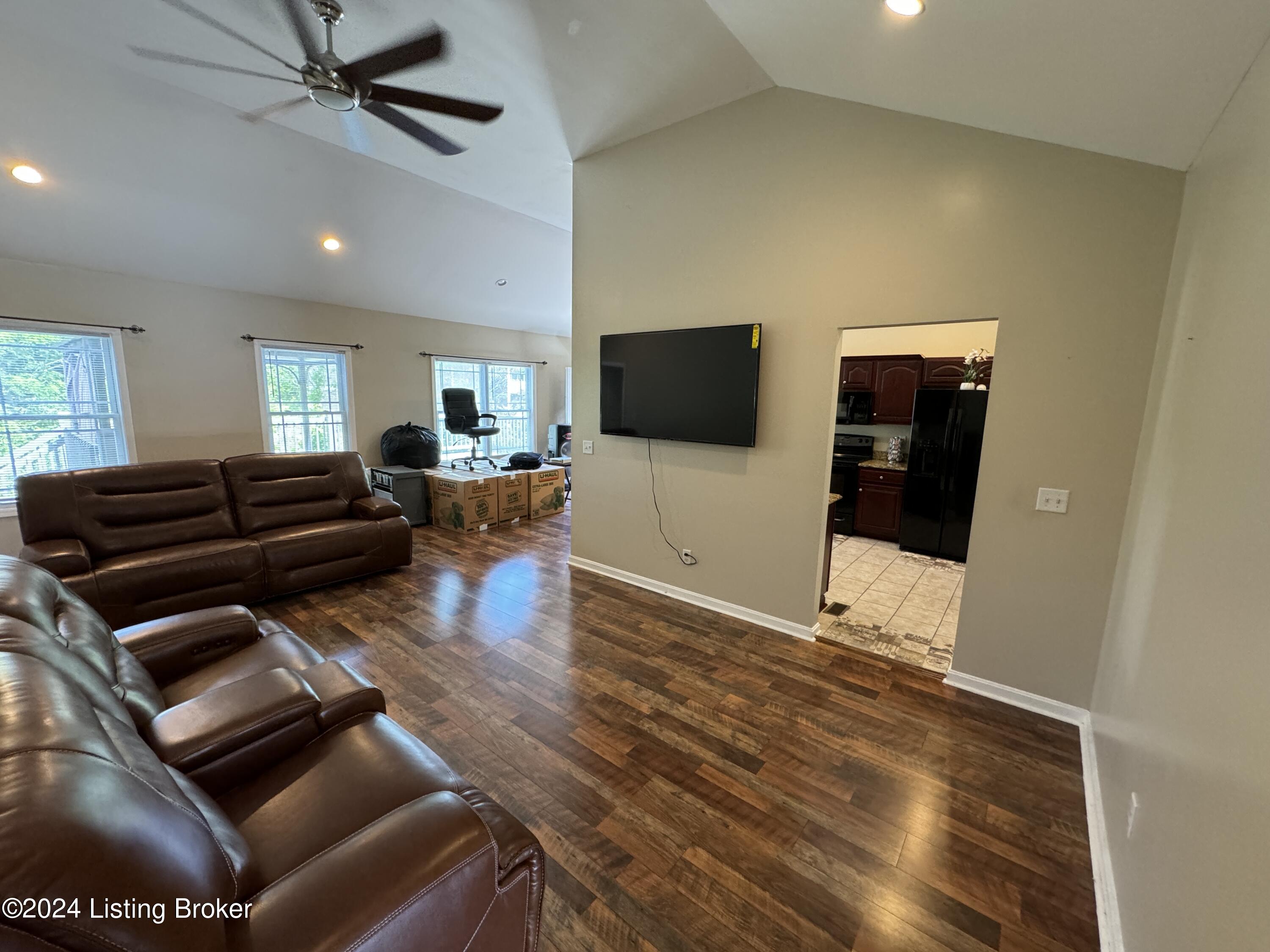 6311 Hollow Tree Road Louisville, KY 40291 - Photo 35 of 35 Open floorplan living room