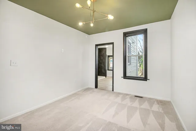 $350,000 | 118 South Railroad Street, Hummelstown, PA 17036