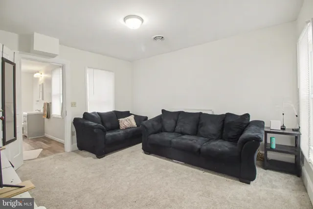 $350,000 | 118 South Railroad Street, Hummelstown, PA 17036