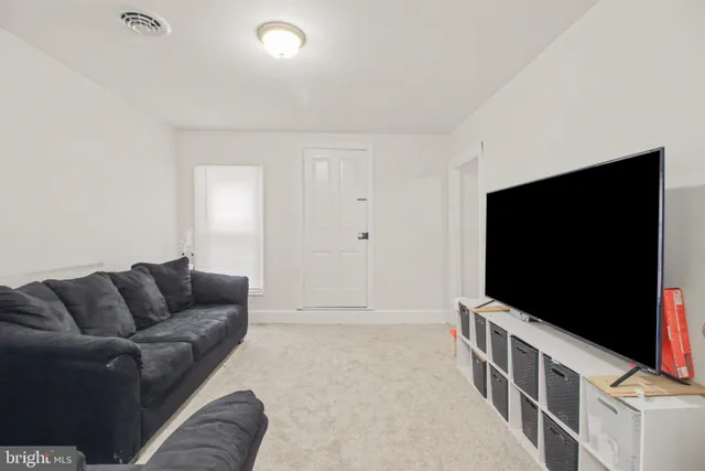 $350,000 | 118 South Railroad Street, Hummelstown, PA 17036